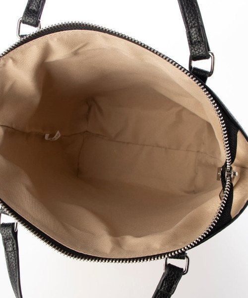 cache cache（カシュ カシュ）の「カシュカシュ cachecache / シュリンクミニマルシェイプバケツバッグL（ショルダーバッグ・レディース・ブラック/ベージュ/アイボリー・FREE）」の14枚目の写真