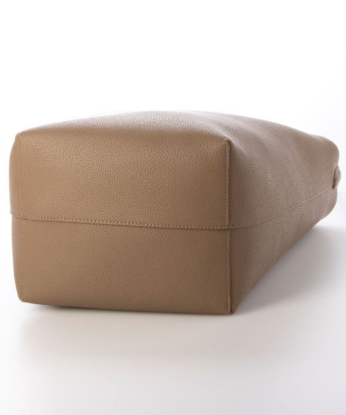 cache cache（カシュ カシュ）の「カシュカシュ cachecache / シュリンクミニマルシェイプバケツバッグL（ショルダーバッグ・レディース・ブラック/ベージュ/アイボリー・FREE）」の18枚目の写真