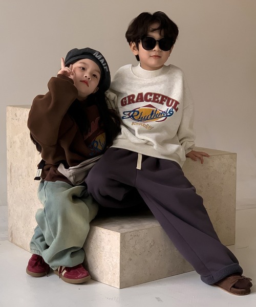aimoha(アイモハ)の「【aimoha-KIDS-】子供服 ユニセックス厚地スウェット(スウェット・キッズ・チョコ/ライトグレー・110/120/100/140/130)」の4枚目の写真