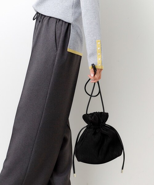 OPAQUE.CLIP（オペークドットクリップ）の「◆【軽量/肩掛け可能】プリーツドロストミニショルダーバッグ（ショルダーバッグ・レディース・ブラウン系/ブラック/ライトベージュ/パープル・00）」の17枚目の写真