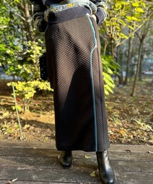 mi via loca | ラップ風キルティング配色パイピング Iラインスカート(スカート)