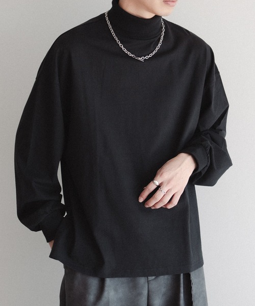 epnok（エプノック）の「タートルネックルーズロンT（Tシャツ/カットソー・メンズ・オフホワイト/ブラック・SMALL/MEDIUM/LARGE）」の2枚目の写真