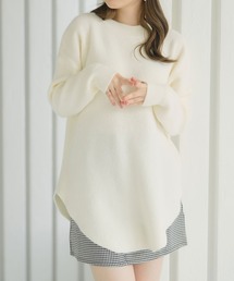 もちもちオーバーサイズラウンドカットニット