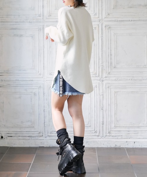 Newlyme（ニューリーミー）の「もちもちオーバーサイズラウンドカットニット（ニット/セーター・レディース・ブラック/モカ/レッド/オフホワイト・FREE）」の9枚目の写真