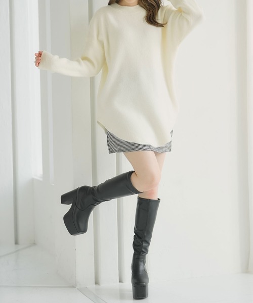 Newlyme（ニューリーミー）の「もちもちオーバーサイズラウンドカットニット（ニット/セーター・レディース・ブラック/モカ/レッド/オフホワイト・FREE）」の11枚目の写真