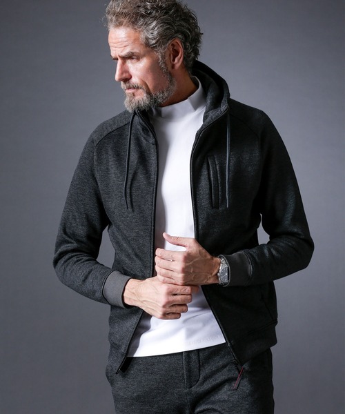 BRIEFING ジップアップパーカー