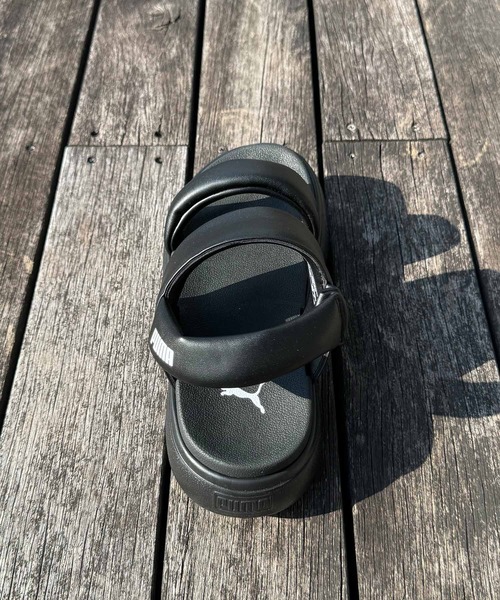 PUMA（プーマ）の「PUMA/プーマ レディース サンダル 厚底 MAYU PUFFY SANDALS WNS ウィメンズ マユ パフィー サンダル 399451（サンダル・レディース・ブラック/ホワイト・25.0cm/24.0cm/23.0cm）」の5枚目の写真