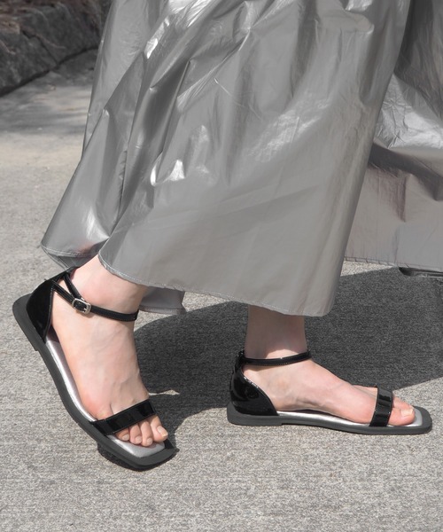 minia（ミニア）の「メタリックベタサンダル（サンダル・レディース・ブラック/シルバー/ゴールド・LL/S/M/L）」の10枚目の写真