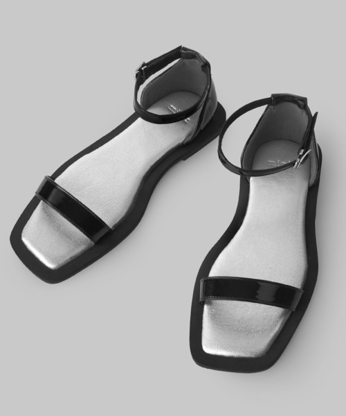 minia（ミニア）の「メタリックベタサンダル（サンダル・レディース・ブラック/シルバー/ゴールド・LL/S/M/L）」の21枚目の写真