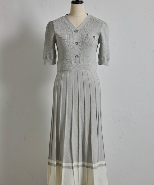 【セール】アンティーク風飾り釦付き配色プリーツニットワンピース（ワンピース）｜tocco closet（トッコ クローゼット）