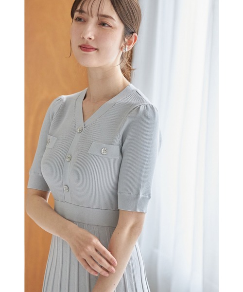 tocco closet(トッコ クローゼット)の「アンティーク風飾り釦付き配色プリーツニットワンピース(ワンピース・レディース・ライトグレー/ブラック/オフホワイト・M)」の11枚目の写真