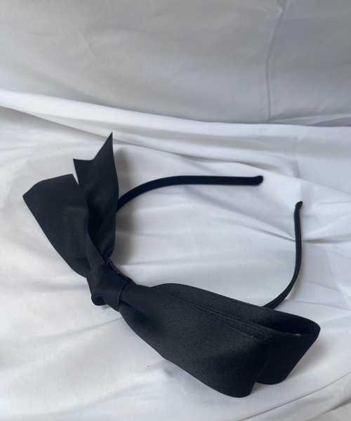 fiere（フィエール）の「リボンカチューシャ（カチューシャ・レディース・ブラック・FREE）」の2枚目の写真