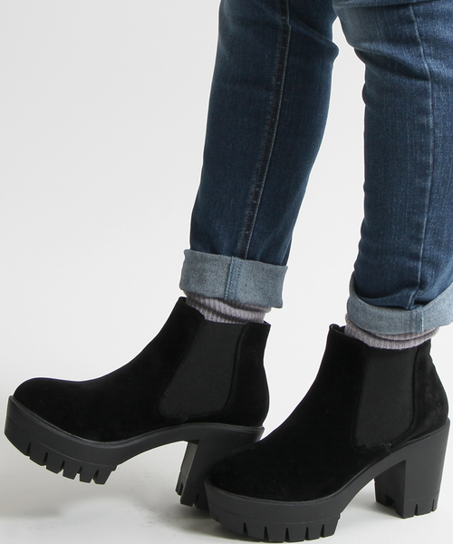 WEGO（ウィゴー）の「WEGO/タンクヒールサイドゴアブーツ（ブーツ・レディース・ブラック/ブラック系その他・MEDIUM/LARGE）」の2枚目の写真