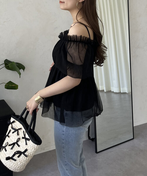 prose verse(プロズヴェール)の「オフショル2wayチュールペプラムブラウス(シャツ/ブラウス・レディース・ブラック/アイボリー・MEDIUM)」の9枚目の写真