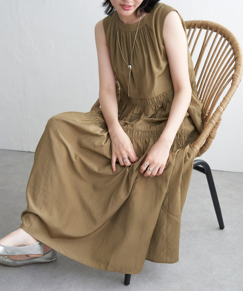 VENCEEXCHANGE（ヴァンスエクスチェンジ）の「後ろリボンシャーリングワンピース（ワンピース・レディース・オリーブ/ブラック/ブルー・FREE）」の4枚目の写真