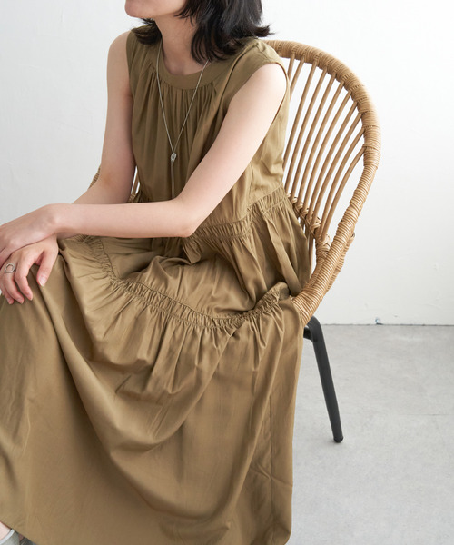 VENCEEXCHANGE（ヴァンスエクスチェンジ）の「後ろリボンシャーリングワンピース（ワンピース・レディース・オリーブ/ブラック/ブルー・FREE）」の7枚目の写真