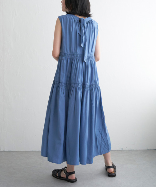 VENCEEXCHANGE（ヴァンスエクスチェンジ）の「後ろリボンシャーリングワンピース（ワンピース・レディース・オリーブ/ブラック/ブルー・FREE）」の14枚目の写真