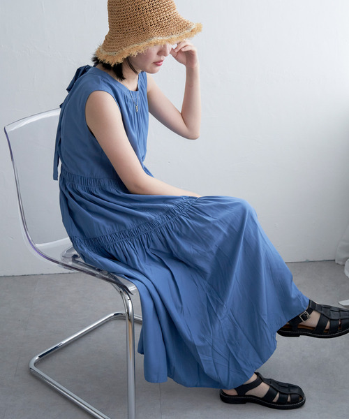 VENCEEXCHANGE（ヴァンスエクスチェンジ）の「後ろリボンシャーリングワンピース（ワンピース・レディース・オリーブ/ブラック/ブルー・FREE）」の19枚目の写真