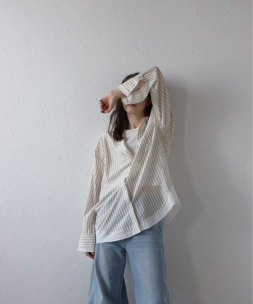 MINERTE(ミネルテ)の「【MINERTE】layered stripe shirt / レイヤードストライプオーバーサイズシャツ(シャツ/ブラウス・レディース・アイボリー/グレイッシュベージュ/ライトベージュ・FREE)」の17枚目の写真