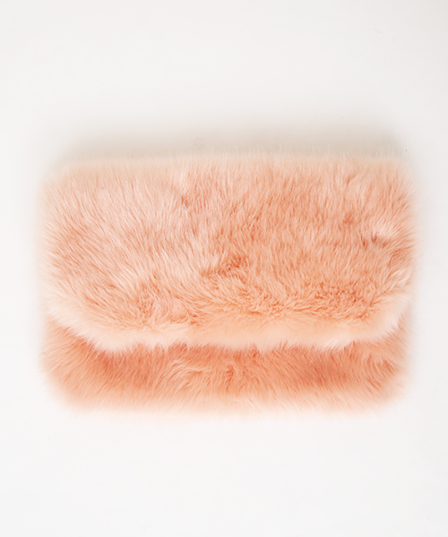 Fallin'（フォーリン）の「Fur clutchbag（クラッチバッグ・レディース・アイボリー/ピンク/ブラック・FREE）」の5枚目の写真