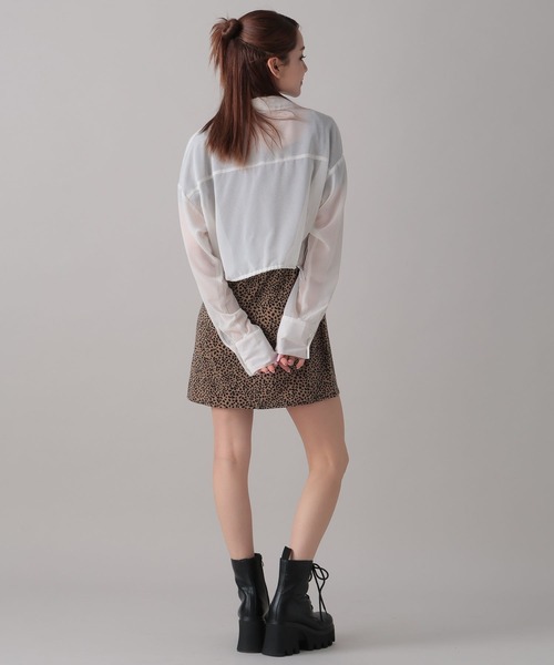 FOREVER 21（フォーエバー トゥエンティーワン）の「【2024FW】クロップドドロストシャツ（シャツ/ブラウス・レディース・オフホワイト/ブラック系その他/ブラック/ホワイト系その他・FREE）」の22枚目の写真