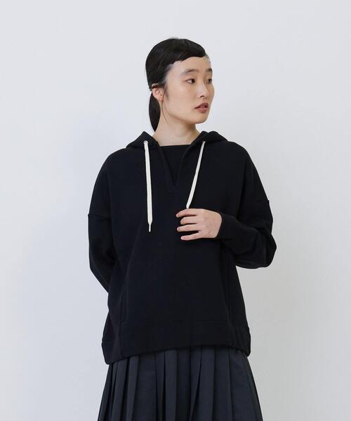 LOISIR（ロワズィール）の「度詰め裏毛フーディ（パーカー・レディース・キナリ/ブルーグリーン/ブラック・FREE）」の3枚目の写真