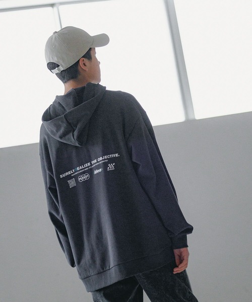 GLOBAL WORK（グローバルワーク）の「USAグラフィックパーカー/AND YUA ANY/115734（パーカー・キッズ・ホワイト系5/ブラック系9/グレイッシュベージュ/グレー系8/ブラック系/グレー・150cm/160cm/170cm）」の5枚目の写真