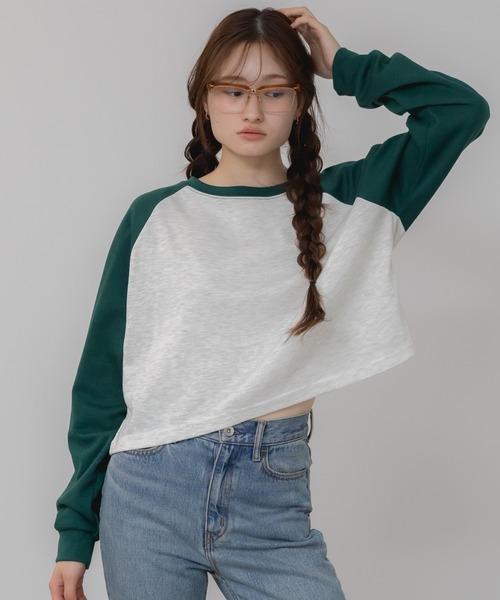 HEILIS(ヘイリス)の「【新色追加】クロップド丈ラグランスリーブロングTシャツ / グレー ネイビー グリーン ラグラン コンパクト クロップド 秋服 冬服 春服 ノームコア ショート丈 インナー 韓国 長袖 ロンT スウェット レイヤード(Tシャツ/カットソー・レディース・グリーン/ネイビー/グレー・FREE)」の12枚目の写真
