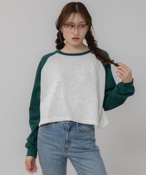 HEILIS(ヘイリス)の「【新色追加】クロップド丈ラグランスリーブロングTシャツ / グレー ネイビー グリーン ラグラン コンパクト クロップド 秋服 冬服 春服 ノームコア ショート丈 インナー 韓国 長袖 ロンT スウェット レイヤード(Tシャツ/カットソー・レディース・グリーン/ネイビー/グレー・FREE)」の13枚目の写真