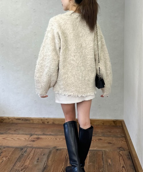 Per sist ence（パーシエンス）の「ブークレーシャギーVネックカーディガン（カーディガン/ボレロ・レディース・チャコールグレー/アイボリー/オレンジ/グリーン/グレー・FREE）」の11枚目の写真