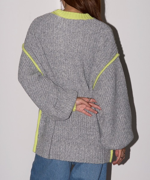 MAISON BREEZE reveur（メゾンブリーズレヴール）の「【MAISON BREEZE reveur】配色クルーネックオーバーニット　DTK（ニット/セーター・レディース・グレー/アイボリー/チャコールグレー・FREE）」の20枚目の写真