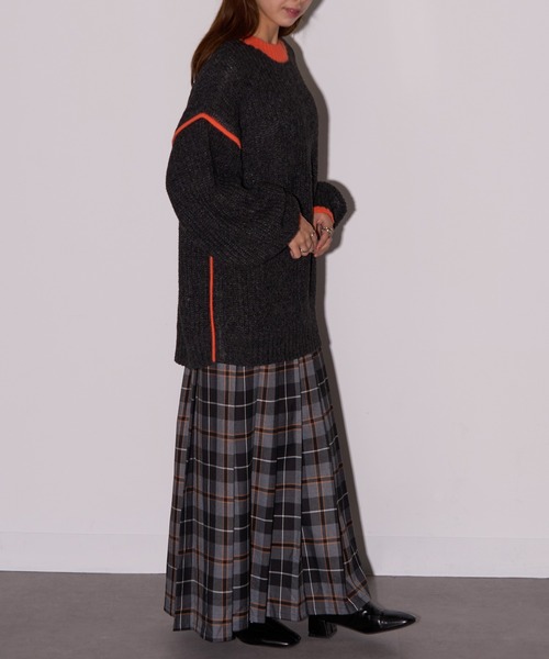 MAISON BREEZE reveur（メゾンブリーズレヴール）の「【MAISON BREEZE reveur】配色クルーネックオーバーニット　DTK（ニット/セーター・レディース・グレー/アイボリー/チャコールグレー・FREE）」の15枚目の写真