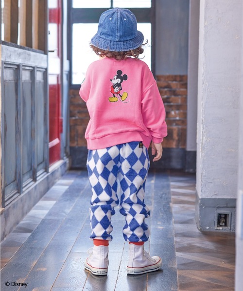 Disney（ディズニー）の「【Disney】ミッキーマウス/イラストトレーナー（スウェット・キッズ・ピンク/オフホワイト/グリーン/ブラック・100/95/130/120/110/90/80/150/140）」の20枚目の写真