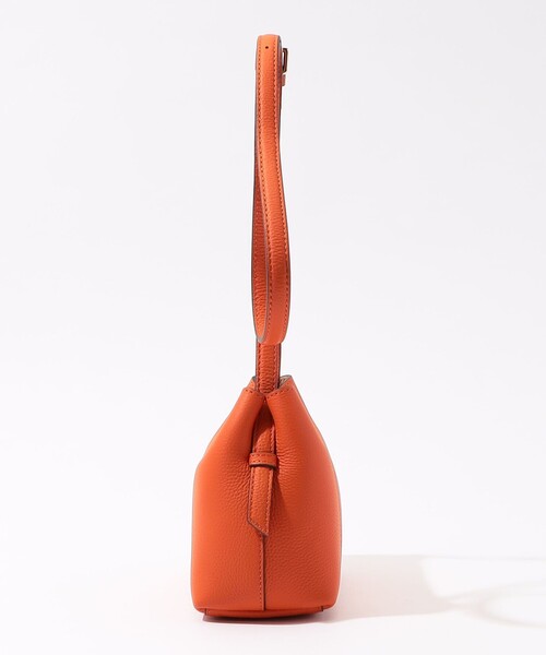 TOMORROWLAND (トゥモローランド)の「PUNTI. MAGNOLIA ショルダーバッグ(ショルダーバッグ・レディース・ダークオレンジ/ブラック・FREE)」の4枚目の写真