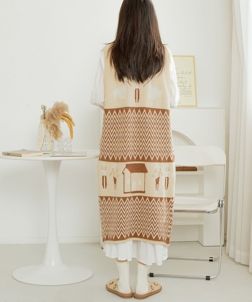 MAISON DE THERESE(メゾン ド テレーズ)の「ノースリーブロジャガードングニット(ニット/セーター・レディース・ブラック/ブラウン・FREE)」の11枚目の写真