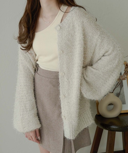 Ambre Neige（アンブルネージュ）の「2way glitter shaggy knit cardigan / 2wayラメシャギーニットカーディガン（カーディガン/ボレロ・レディース・アイボリー/チャコールグレー/ボルドー・FREE）」の2枚目の写真