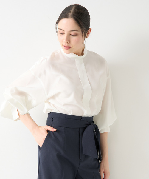 Tiara（ティアラ）の「ボリュームスリーブタックブラウス（シャツ/ブラウス・レディース・ホワイト/ネイビー・FREE）」の5枚目の写真