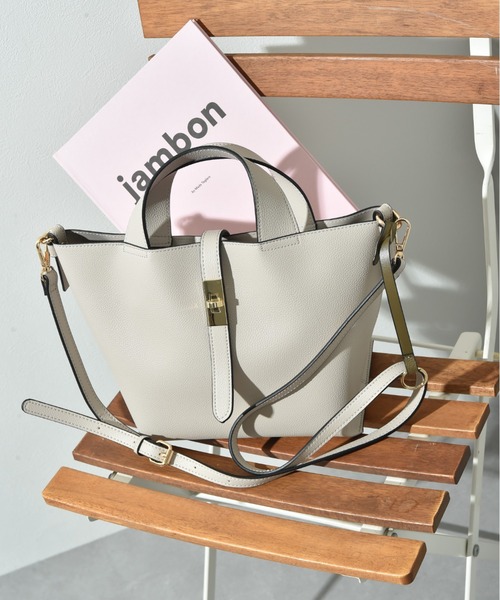 INTERPLANET（インタープラネット）の「スクエア２ＷＡＹ　ＢＡＧ（ショルダーバッグ・レディース・アイボリー/ブラック/グレイッシュベージュ・フリー）」の2枚目の写真