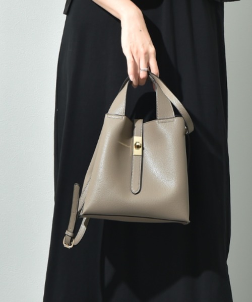 INTERPLANET（インタープラネット）の「スクエア２ＷＡＹ　ＢＡＧ（ショルダーバッグ・レディース・アイボリー/ブラック/グレイッシュベージュ・フリー）」の21枚目の写真