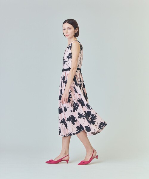 GRACE CLASS(グレースクラス)の「バイカラーボタニカルドレス(ワンピース・レディース・ブラック/ピンク・38/36)」の3枚目の写真