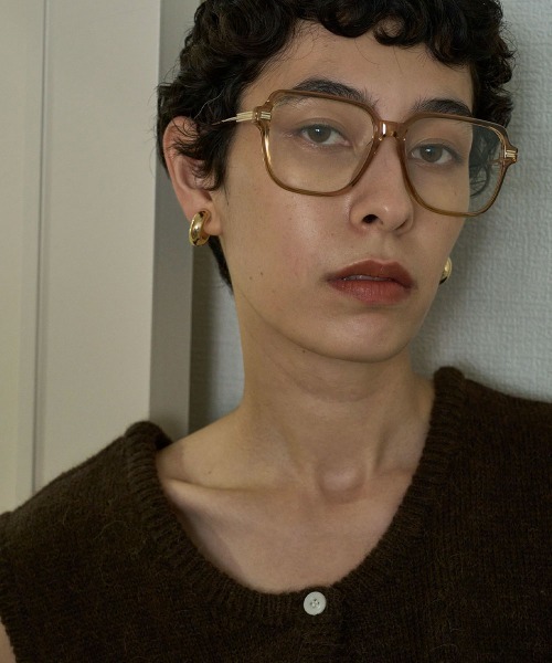 marjour（マージュール）の「BIG FRAME GLASSES（メガネ・レディース・ベージュ/ブラック・FREE）」の8枚目の写真