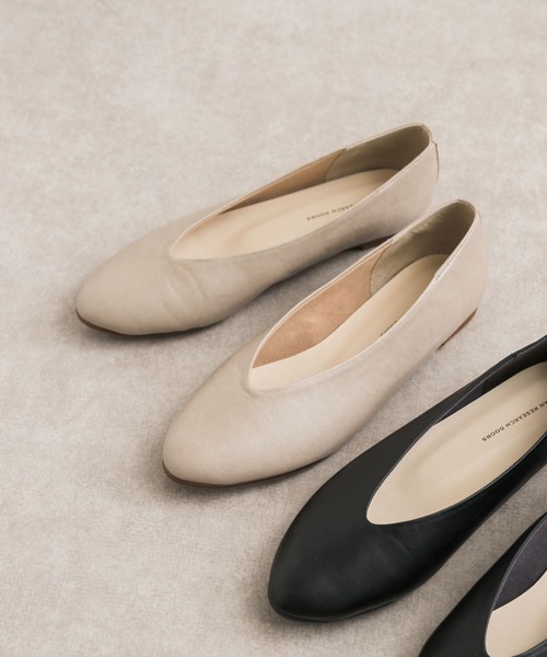 atelier brogue レザーVカットパンプス atelier brogue レザーVカットパンプス 楽天市場】パンプス V