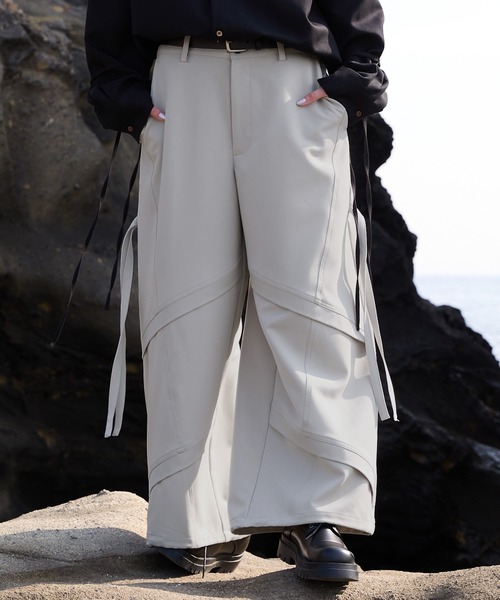 VELNUS（ベルナス）の「【VELNUS】2way mode design loose parachute pants/2wayモードデザインルーズパラシュートパンツ（スラックス・メンズ・ライトグレー/ブラック・S/L/M）」の2枚目の写真