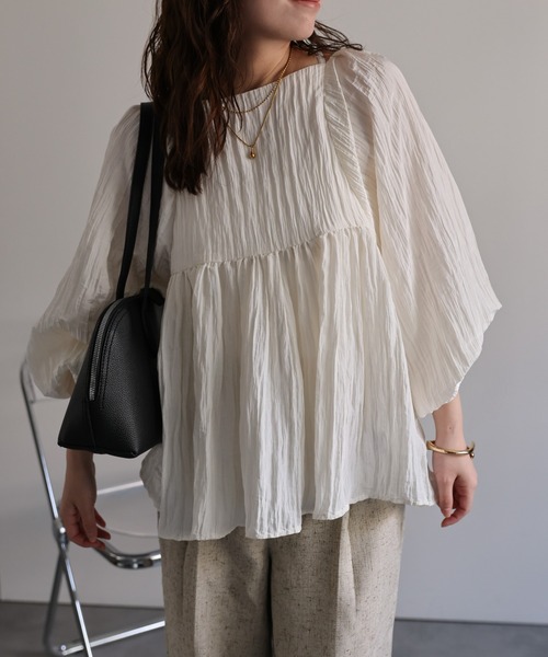 セール】ペプラムサテンブラウス / シワ・プリーツ加工トップス《動画