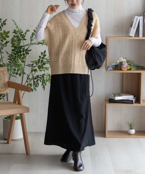 HusHusH（ハッシュアッシュ）の「HusHusH ニットベスト（ベスト・レディース・オフホワイト/ベージュ・L/M）」の7枚目の写真