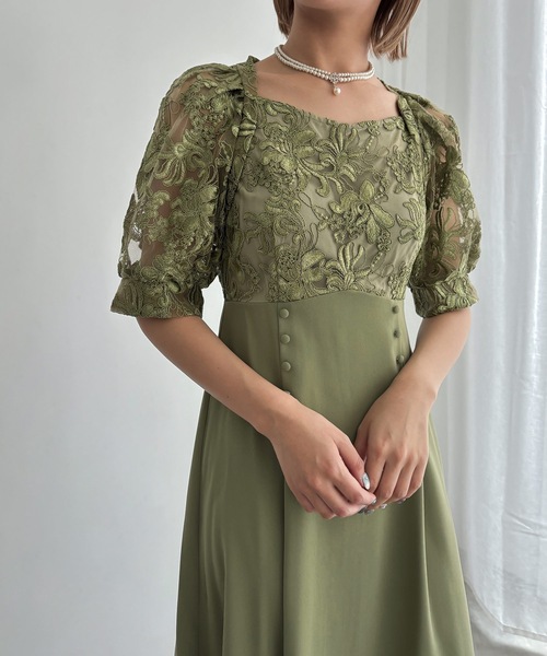 aity（アイティ）の「刺繍レース切り替えフレアドレス 結婚式 二次会 成人式 同窓会 パーティードレス オケージョンドレス お呼ばれワンピース（ドレス・レディース・グレイッシュブルー/ダークカーキ/ピンク系その他/パープル系その他/グリーン系その他/ブラック・38(M)）」の3枚目の写真