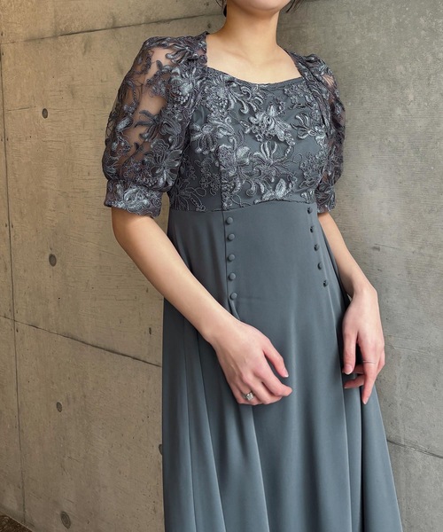 aity（アイティ）の「刺繍レース切り替えフレアドレス 結婚式 二次会 成人式 同窓会 パーティードレス オケージョンドレス お呼ばれワンピース（ドレス・レディース・グレイッシュブルー/ダークカーキ/ピンク系その他/パープル系その他/グリーン系その他/ブラック・38(M)）」の4枚目の写真