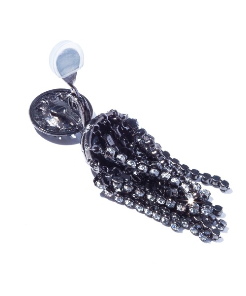 IRIS47(イリスフォーセブン)の「【IRIS 47】palace crystal fringe earring/パレス クリスタル フリンジ イヤリング(イヤリング・レディース・ブラック/シルバー・FREE)」の5枚目の写真