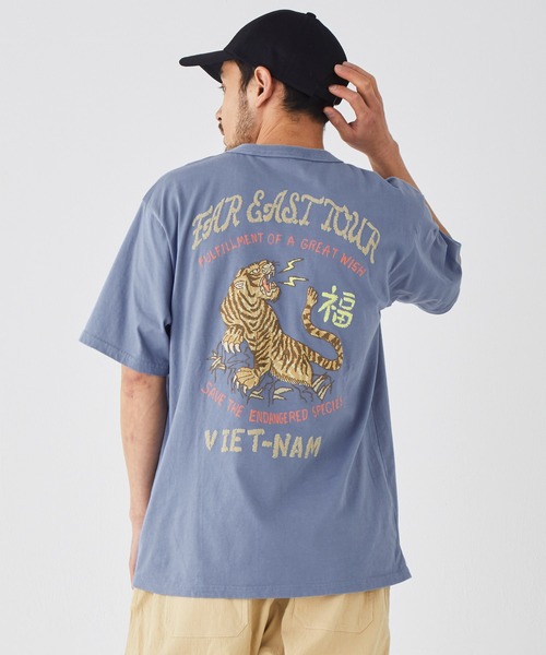 KRIFF MAYER(クリフメイヤー)の「スーベニアプリントT (虎)(Tシャツ/カットソー・メンズ・チャコール/オフホワイト/グレー/ブルー/イエロー・MEDIUM/X-LARGE/LARGE)」の2枚目の写真