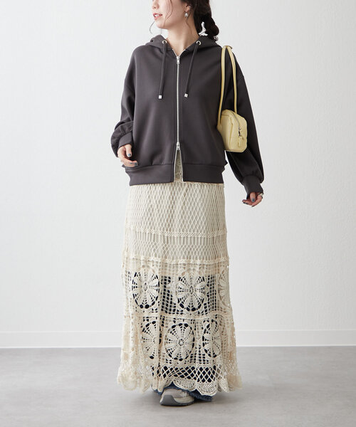 Another Branch olive des olive（アナザーブランチオリーブデオリーブ）の「【2025 Spring/Summer】ダンボールZIPパーカー（カーディガン/ボレロ・レディース・オフホワイト/ブルー/スミクロ/オートミール・FREE）」の9枚目の写真